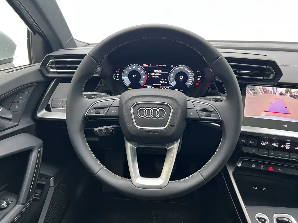 Audi A3 — фото 8