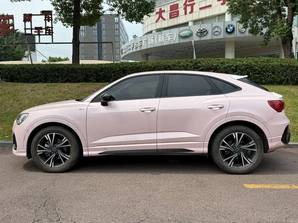 Audi Q3 Sportback — фото 3