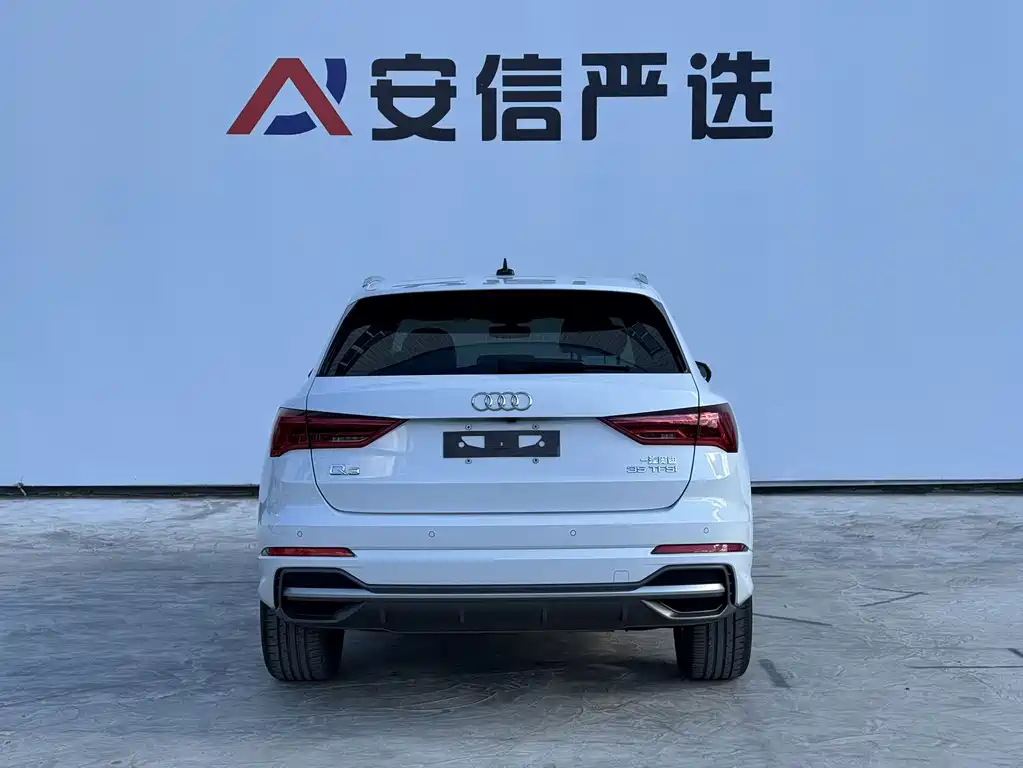 Audi Q3 — фото 5