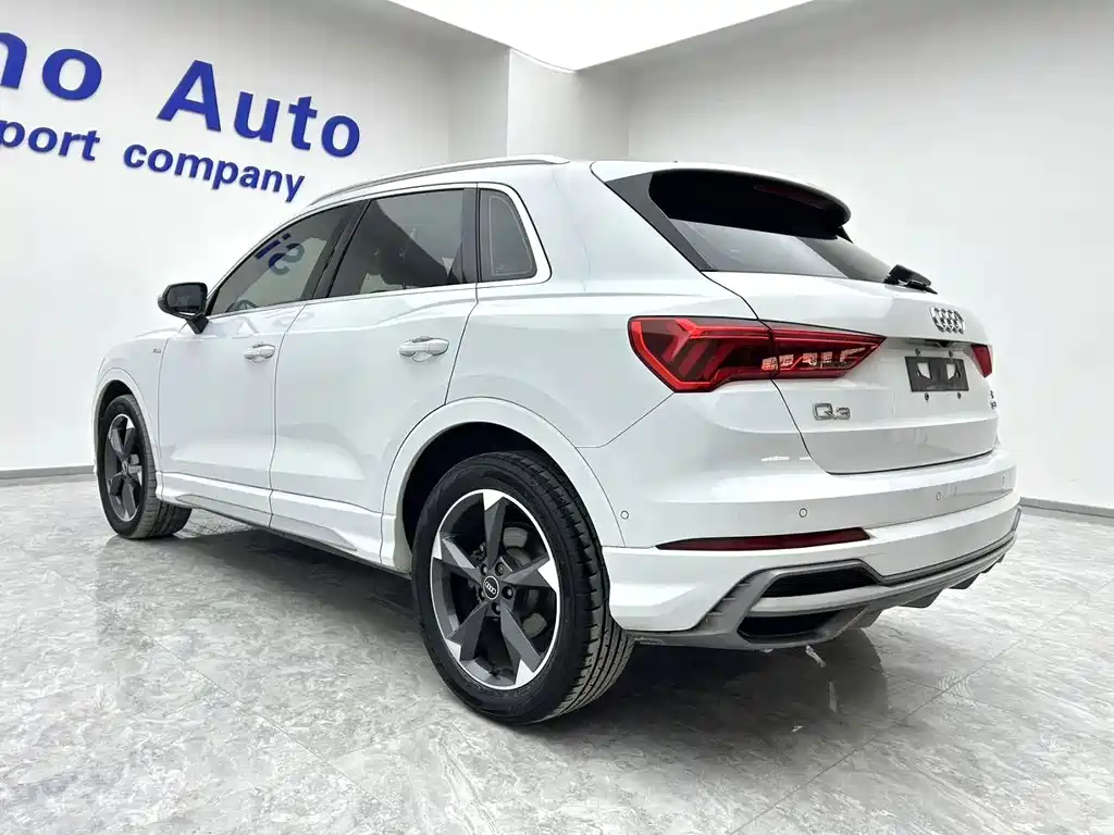 Audi Q3 — фото 3