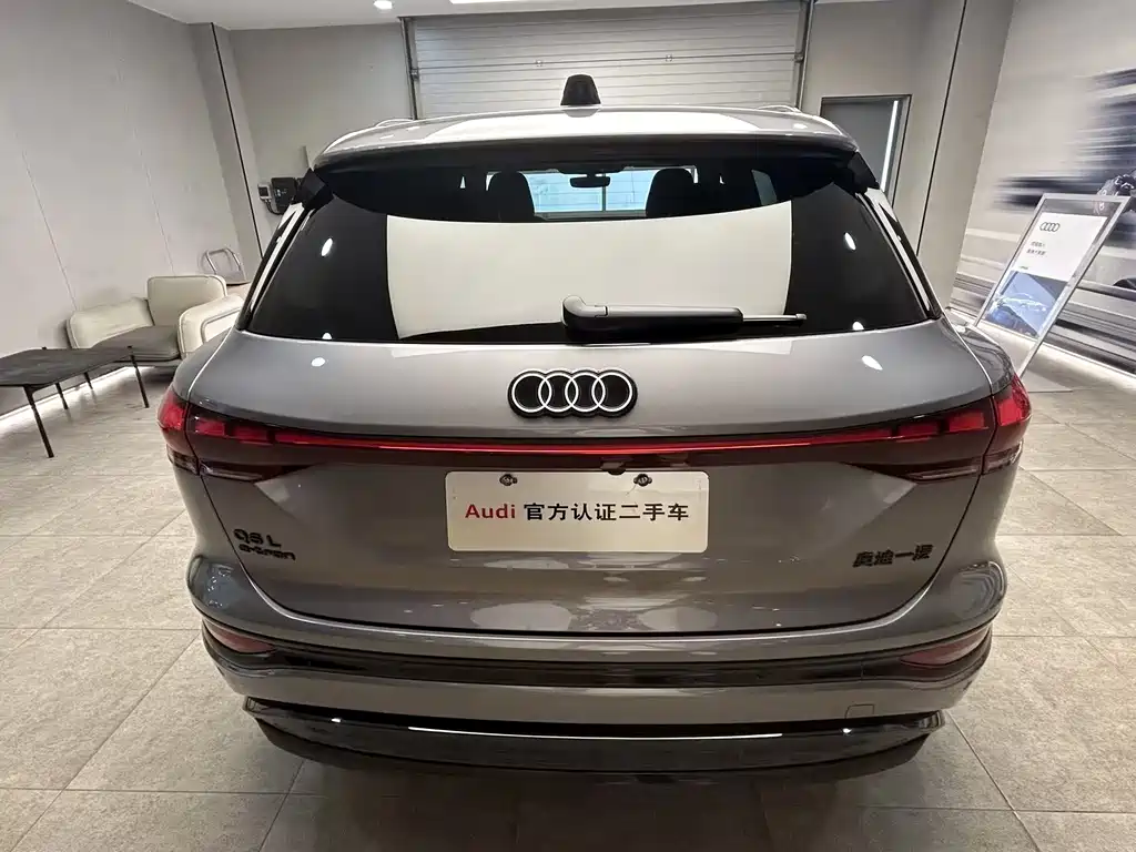 Audi Q6L e-tron — фото 4