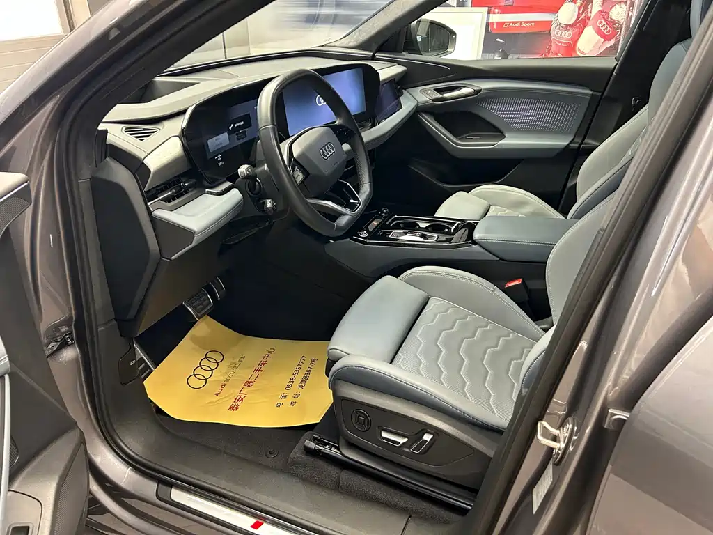 Audi Q6L e-tron — фото 7