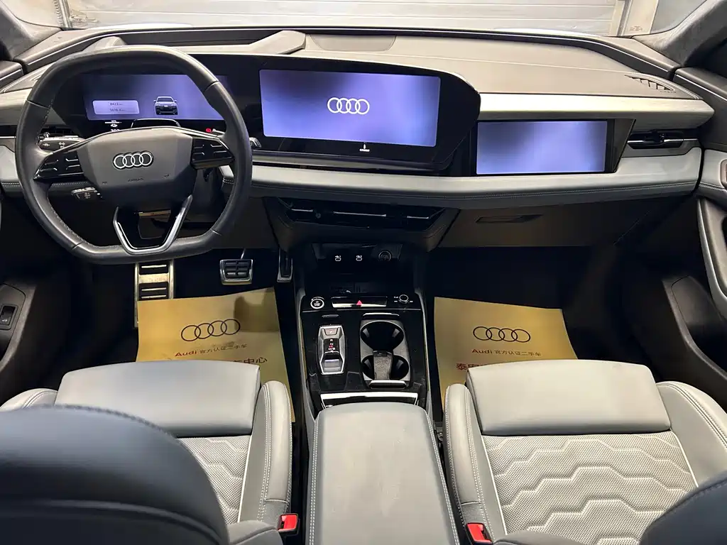 Audi Q6L e-tron — фото 8
