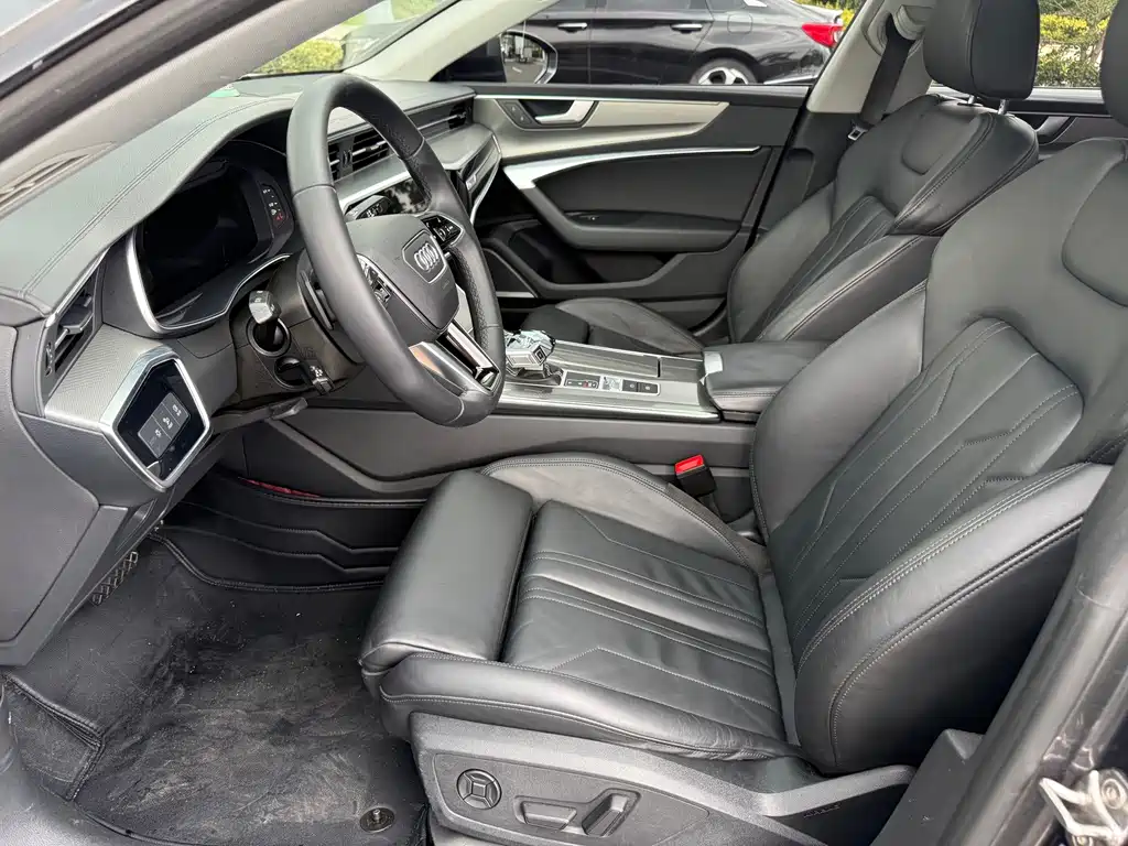 Audi A7 — фото 7