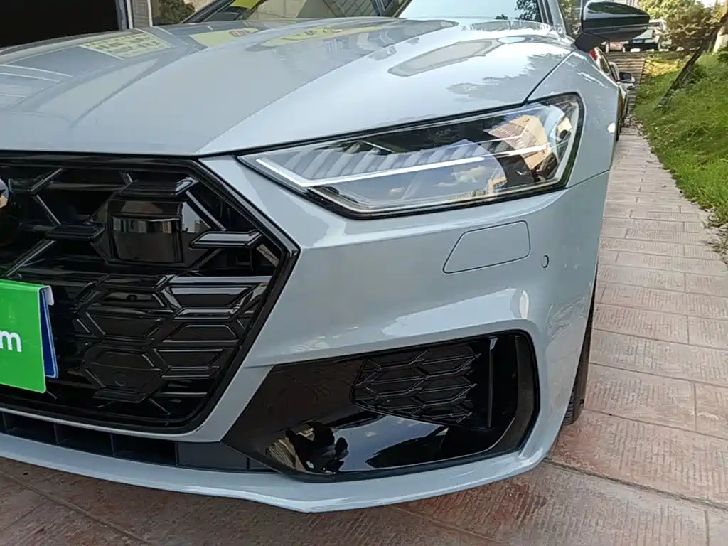 Audi A7L — фото 24