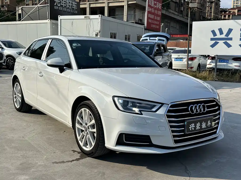 Audi A3 — фото 3