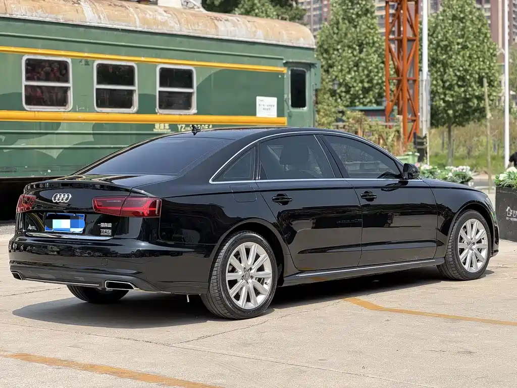 Audi A6L — фото 4