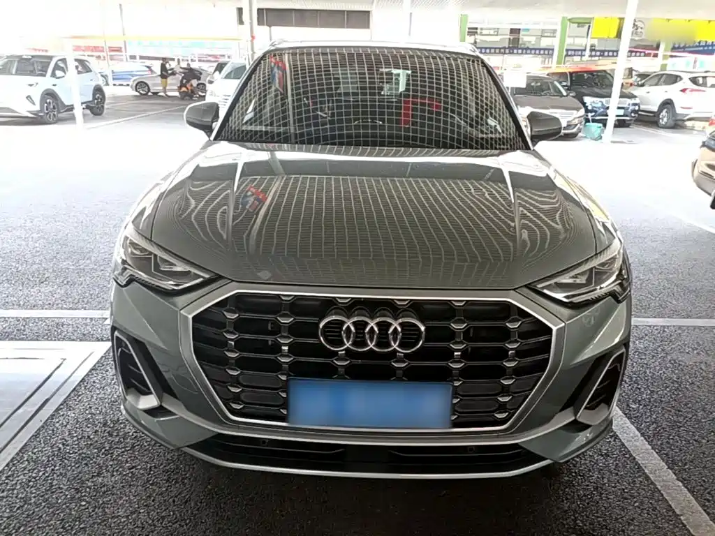 Audi Q3 — фото 3