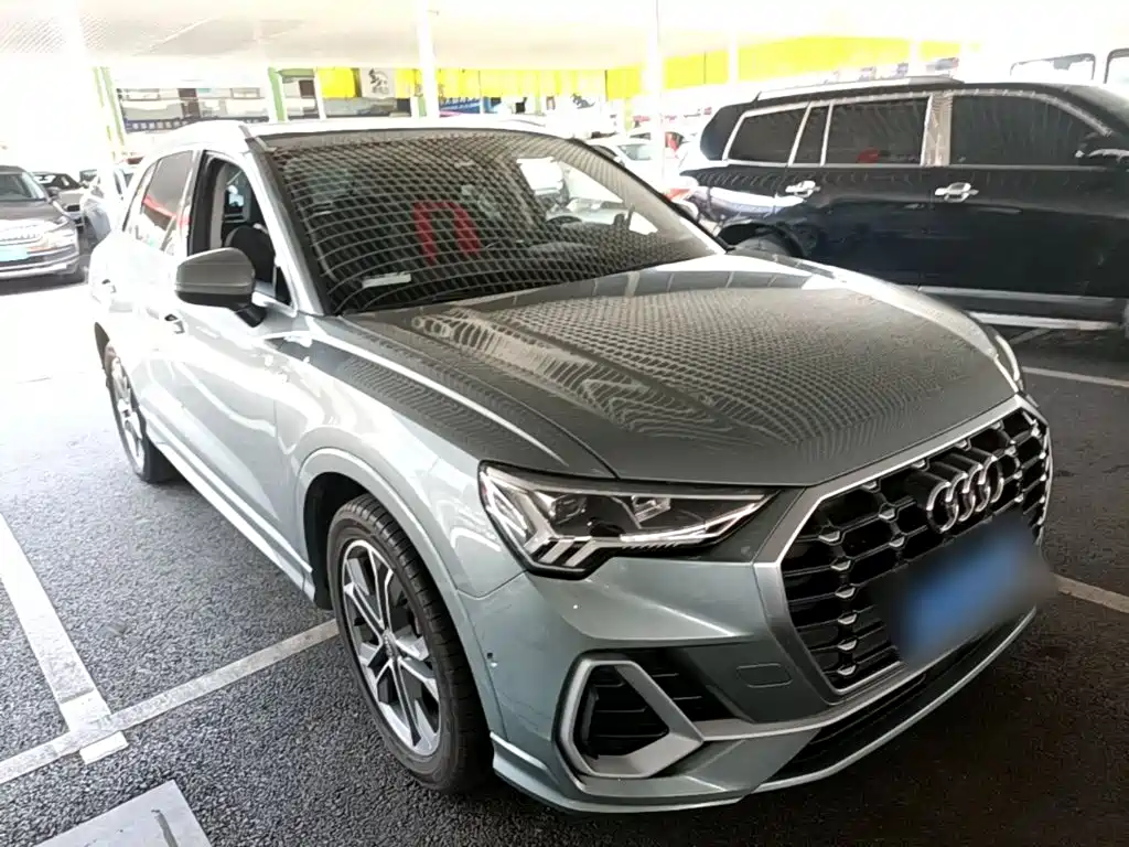 Audi Q3 — фото 4