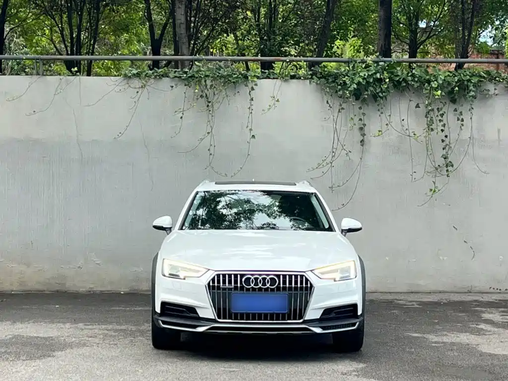 Audi A4 (Import) — фото 7