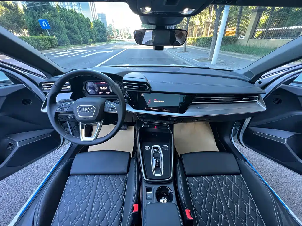 Audi A3 — фото 2