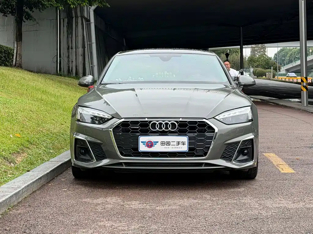 Audi A5 (Import) — фото 2