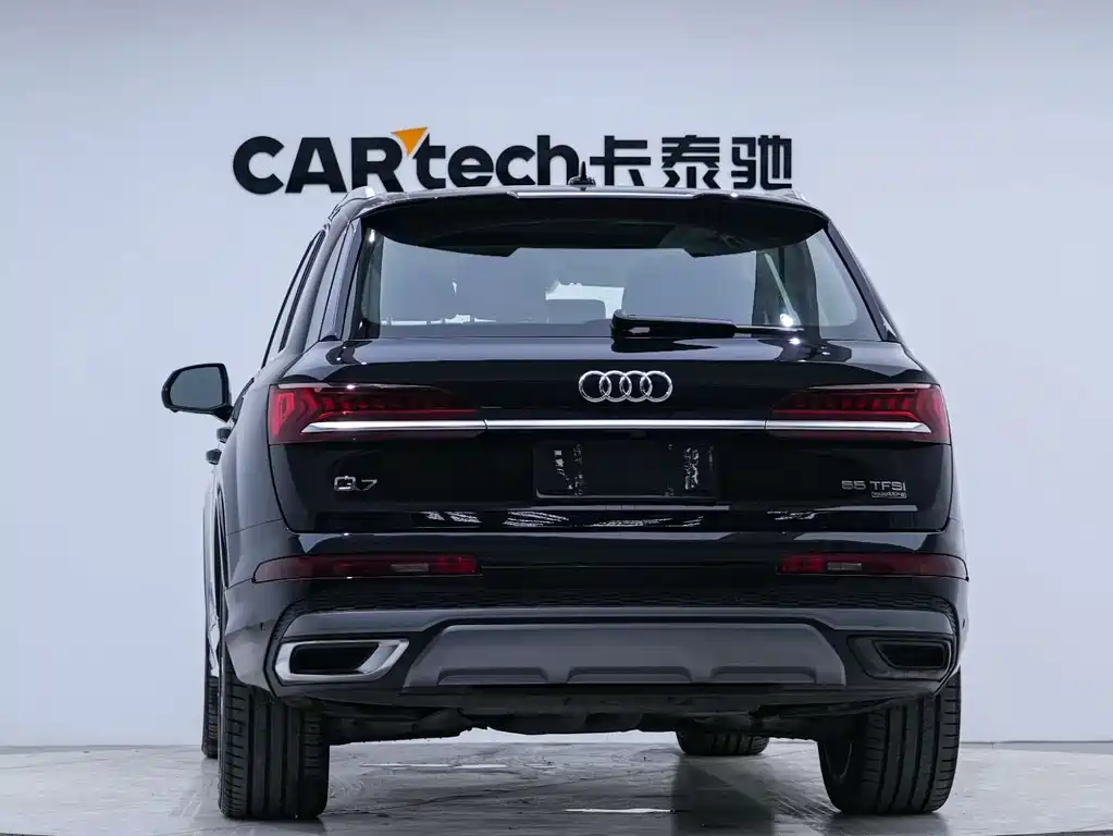 Audi Q7 — фото 3
