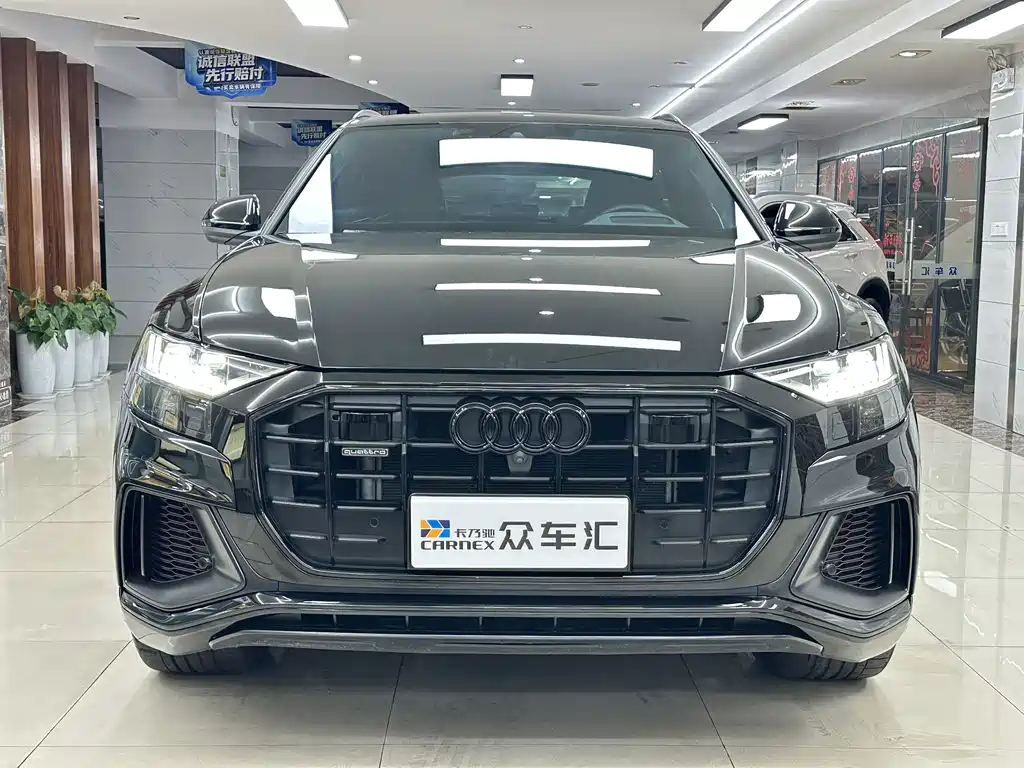 Audi Q8 — фото 2