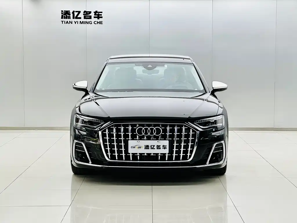 Audi A8 — фото 2