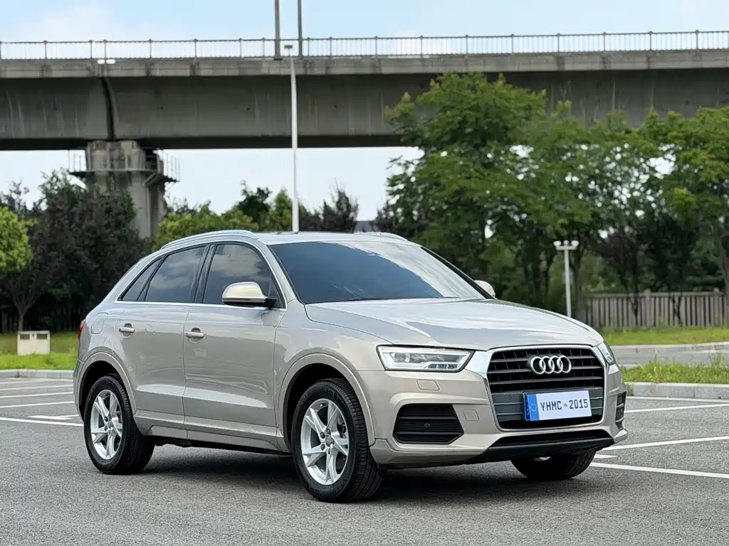 Audi Q3 — фото 3