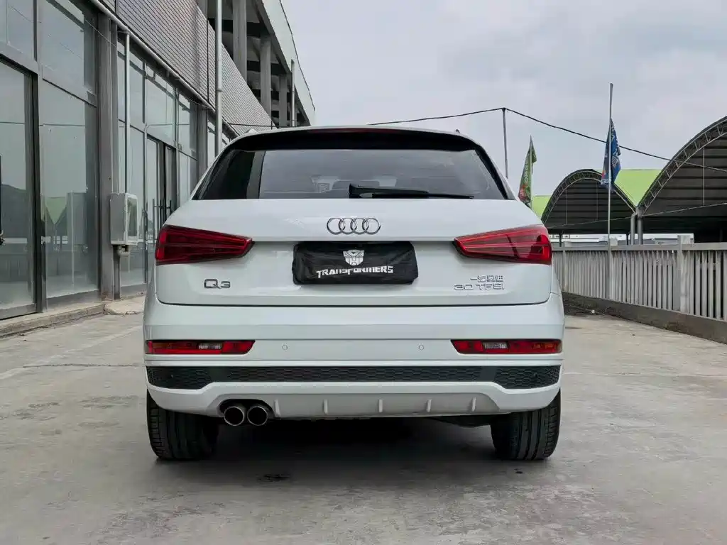 Audi Q3 — фото 5