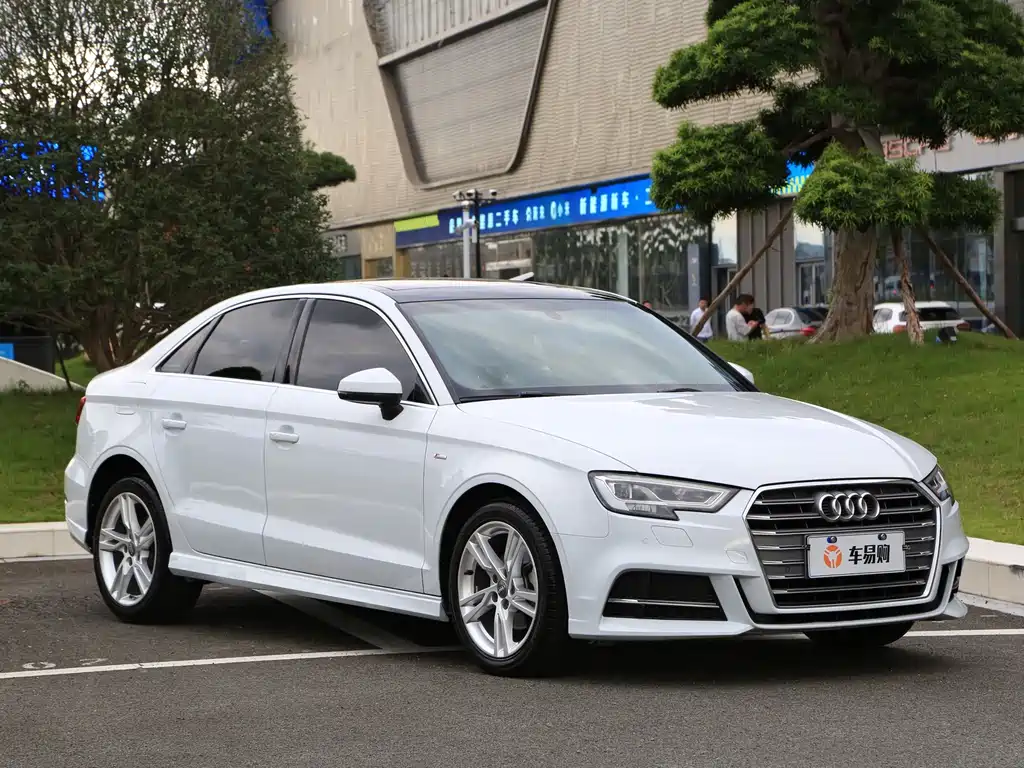 Audi A3 — фото 3