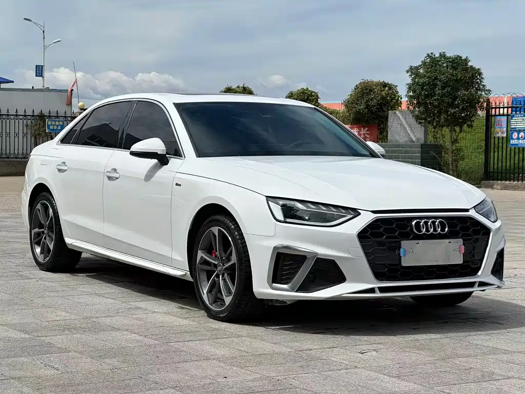 Audi A4L — фото 3