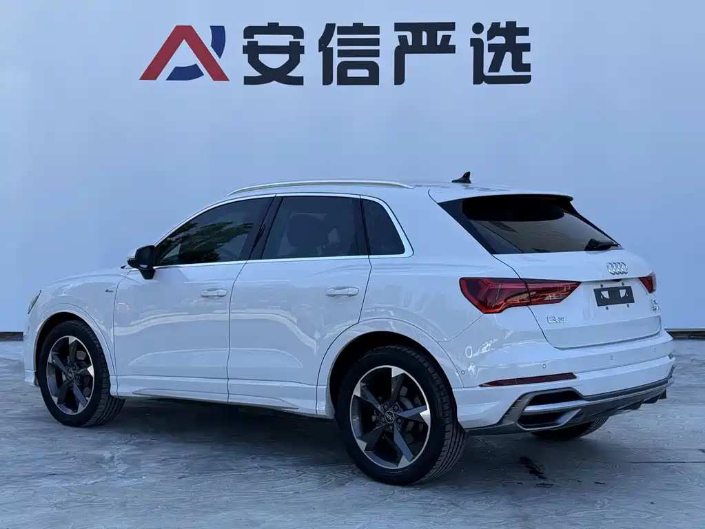 Audi Q3 — фото 4