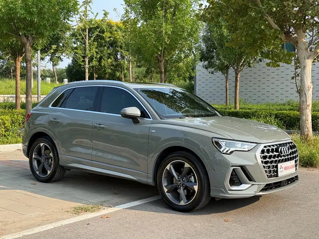 Audi Q3 — фото 3