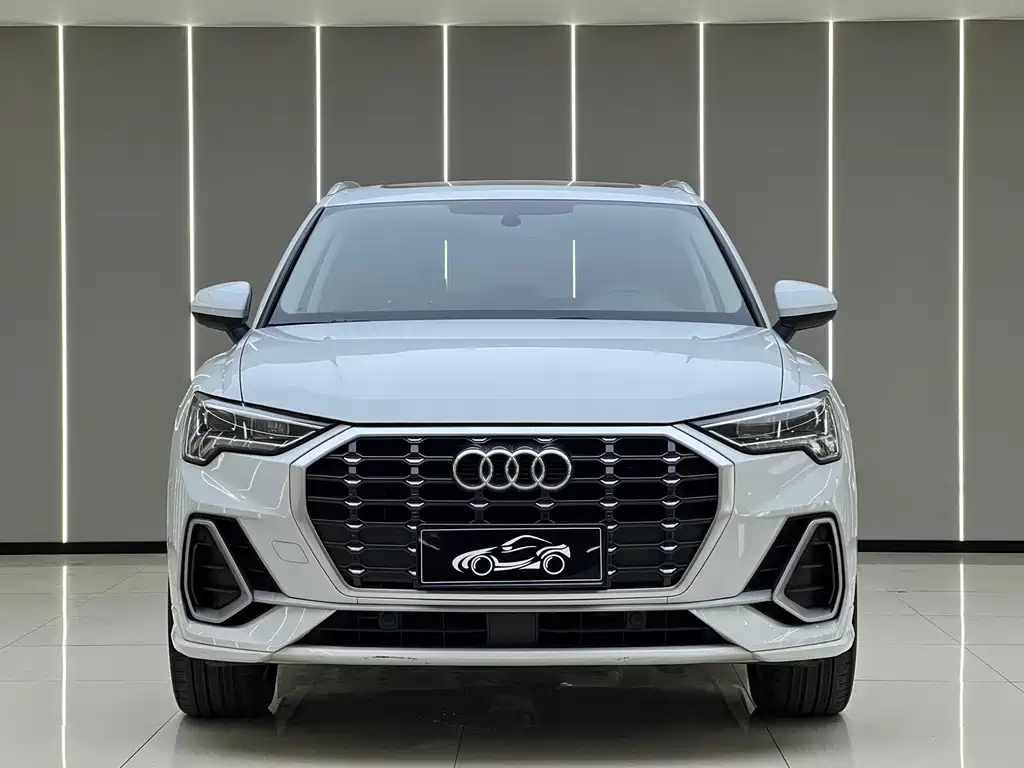 Audi Q3 — фото 2