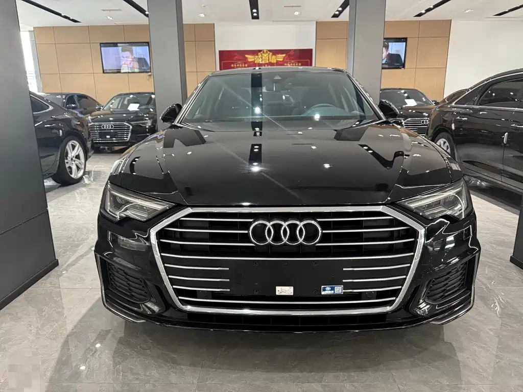 Audi A6L — фото 2