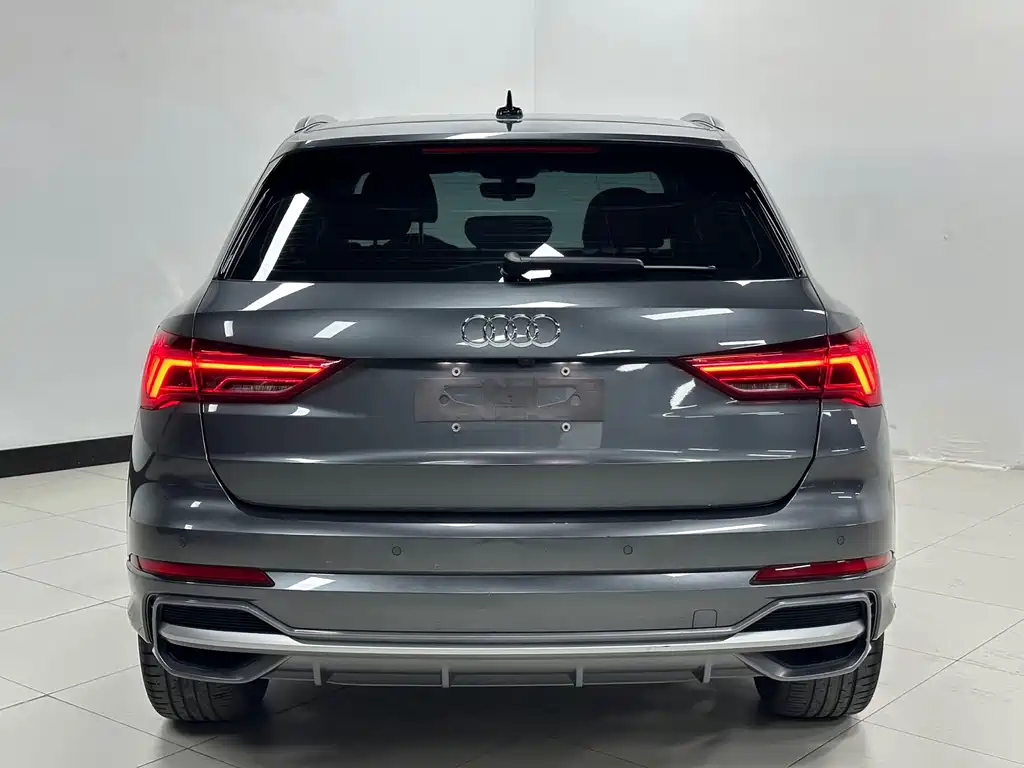 Audi Q3 — фото 6