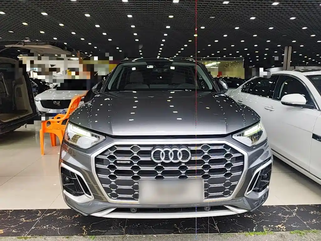 Audi Q5L — фото 3