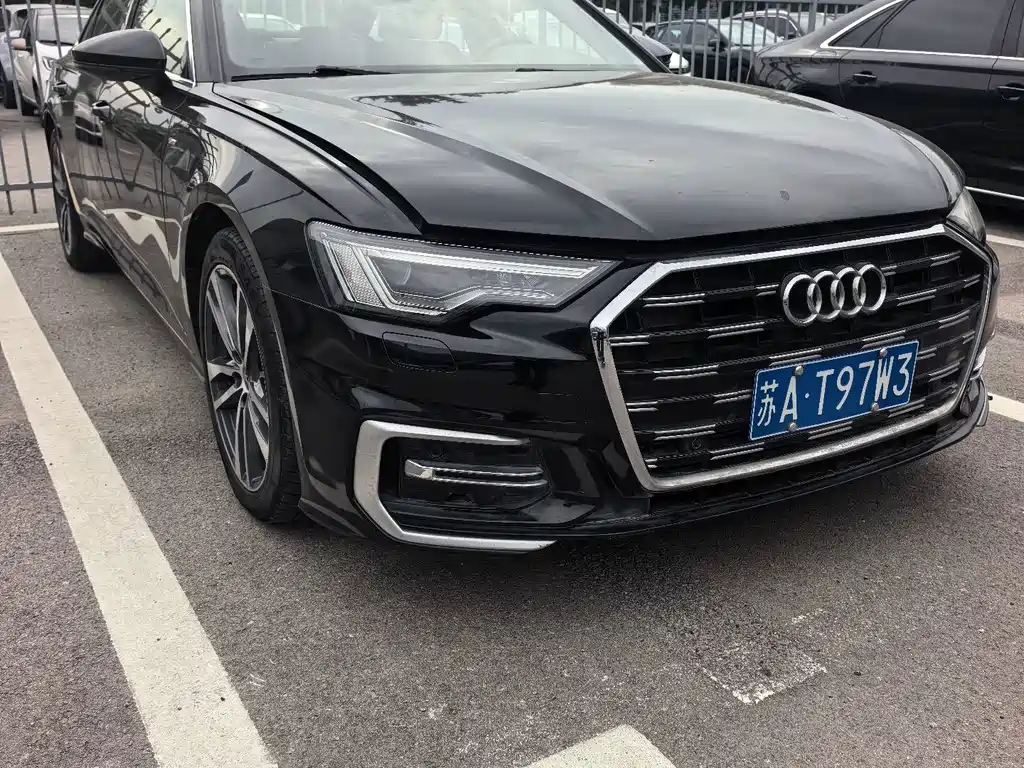 Audi A6L — фото 2