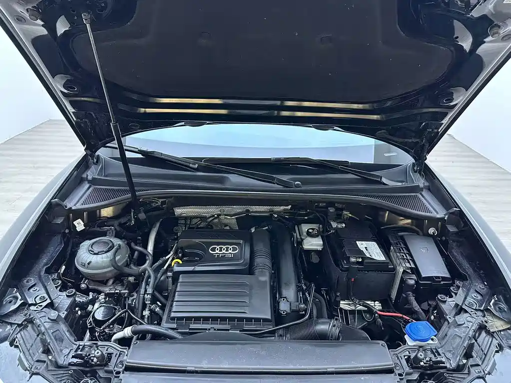 Audi Q3 Sportback — фото 19