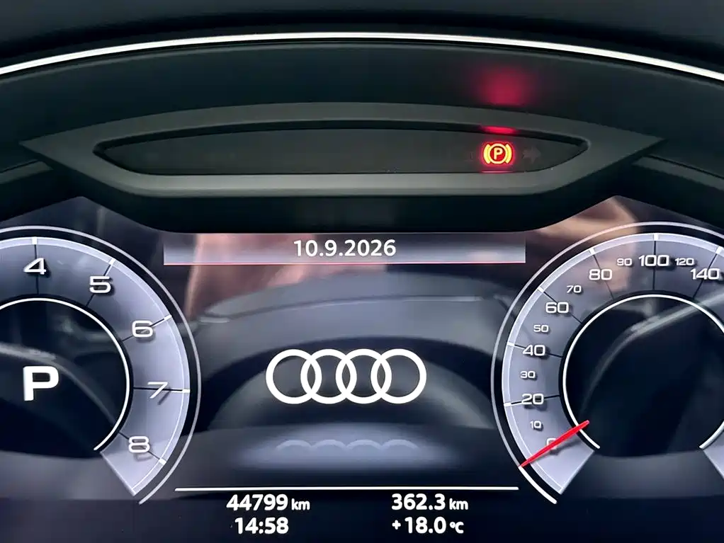 Audi A6L — фото 8