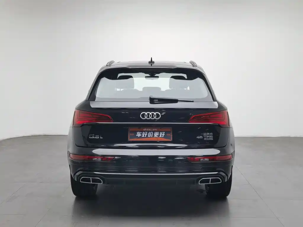 Audi Q5L — фото 4
