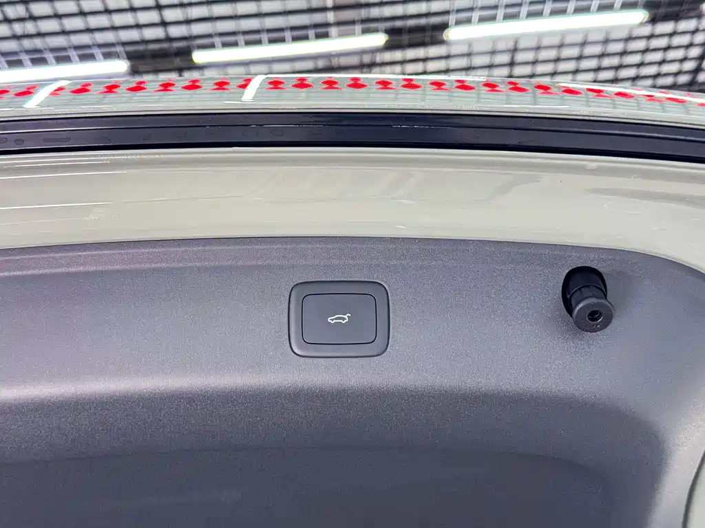Audi E5 Sportback — фото 21