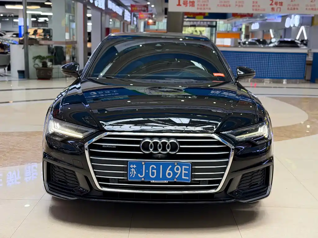 Audi A6L — фото 2