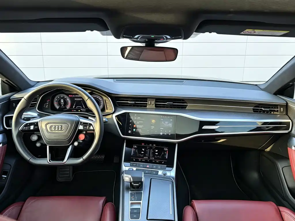 Audi A7L — фото 7
