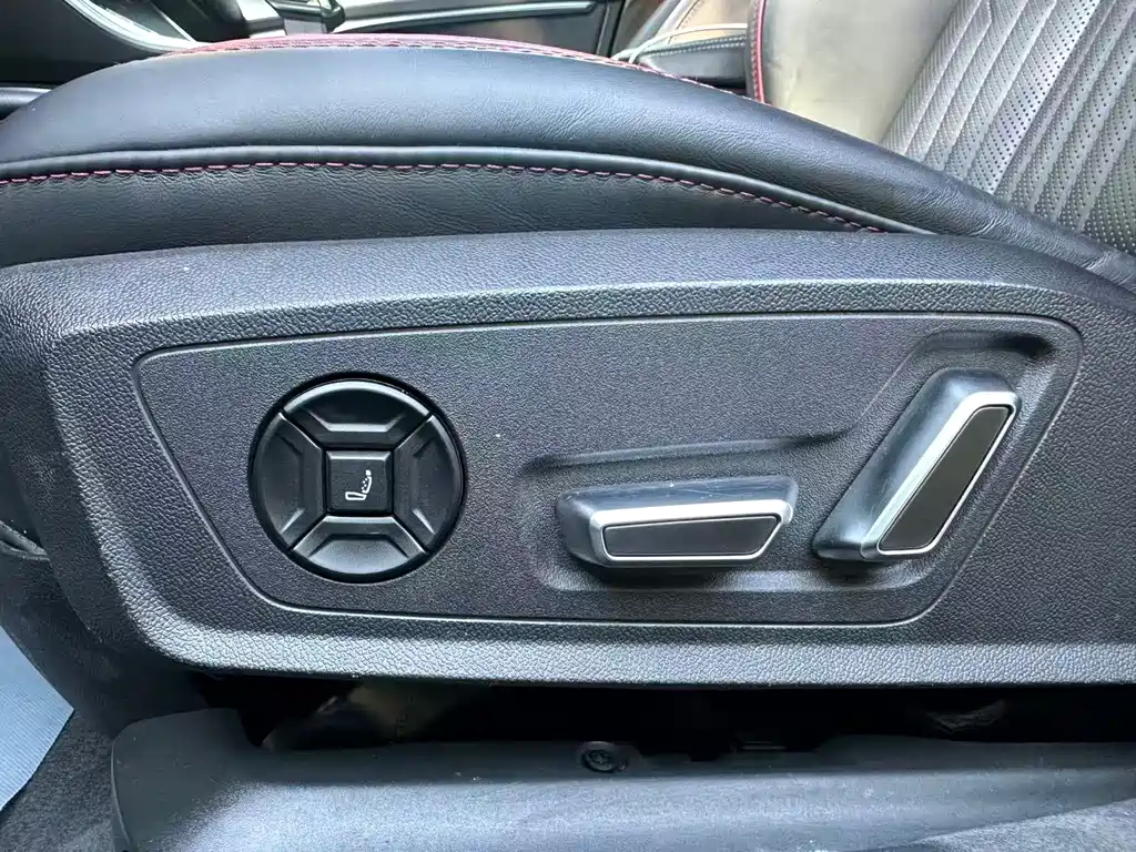 Audi A6 (Import) — фото 24