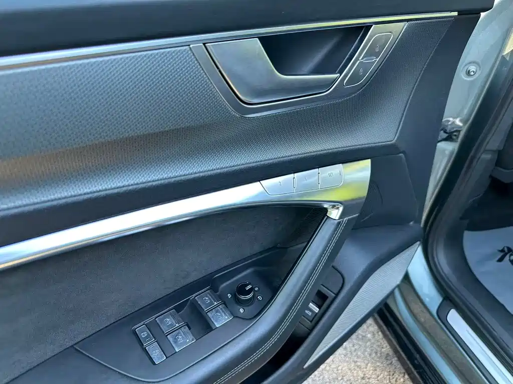 Audi A6 (Import) — фото 6