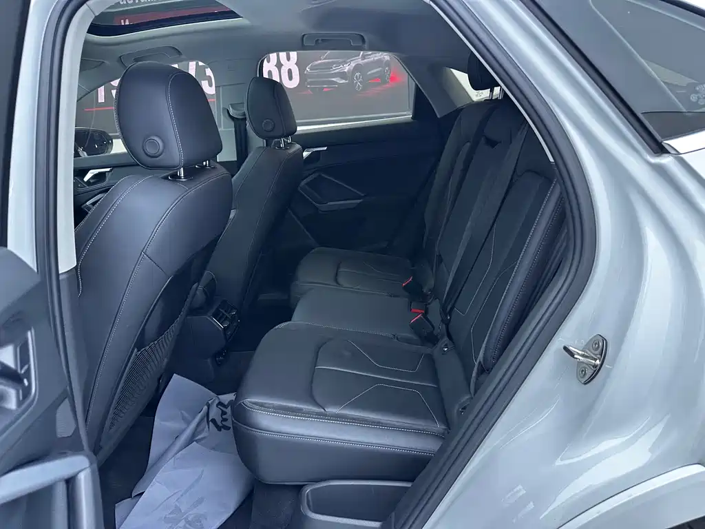 Audi Q3 Sportback — фото 5