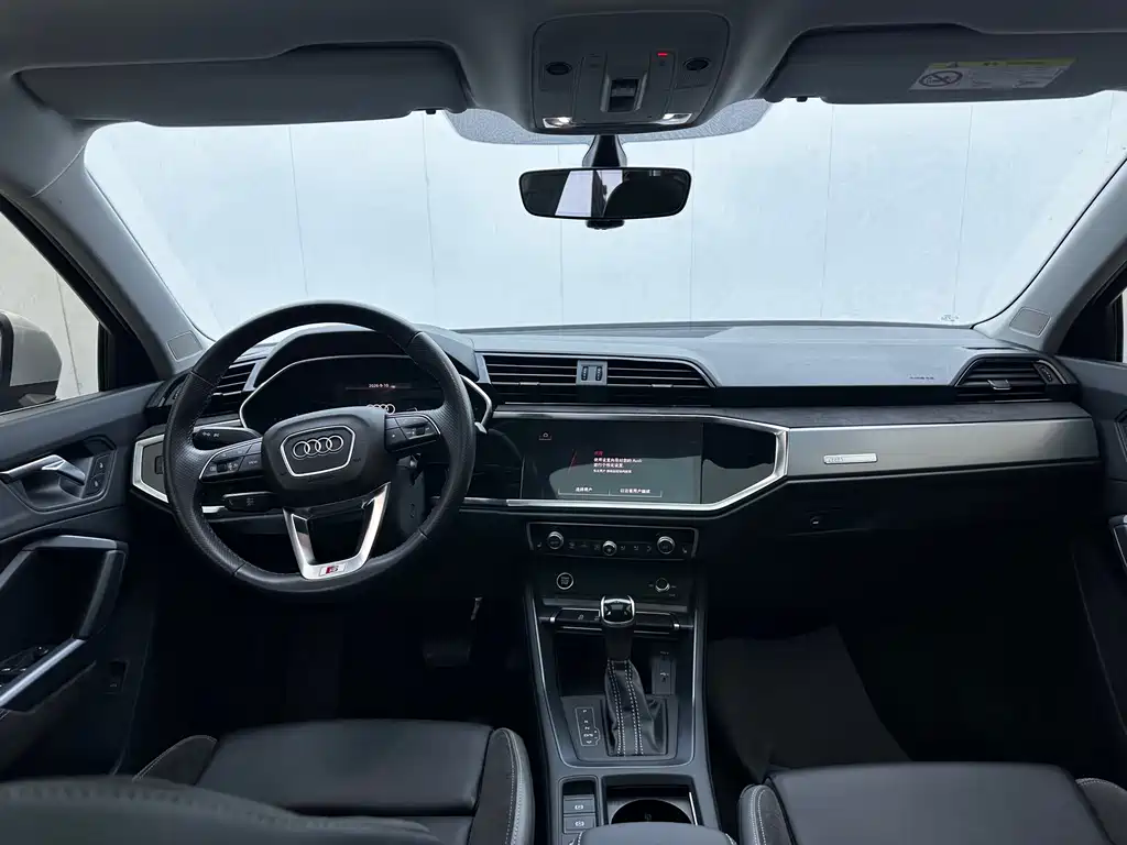 Audi Q3 Sportback — фото 6