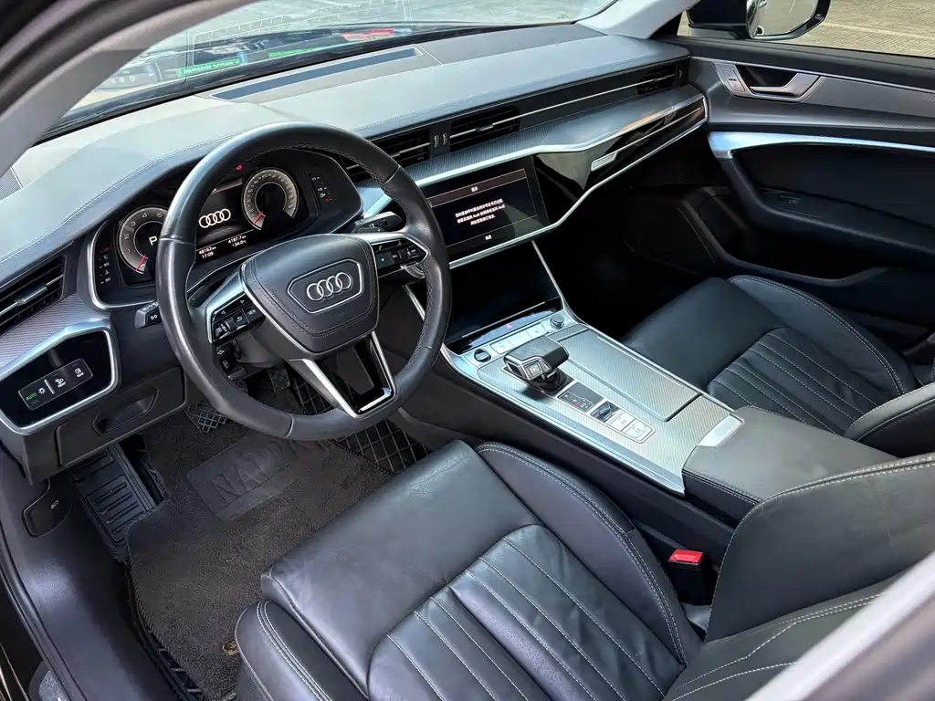 Audi A6L — фото 5