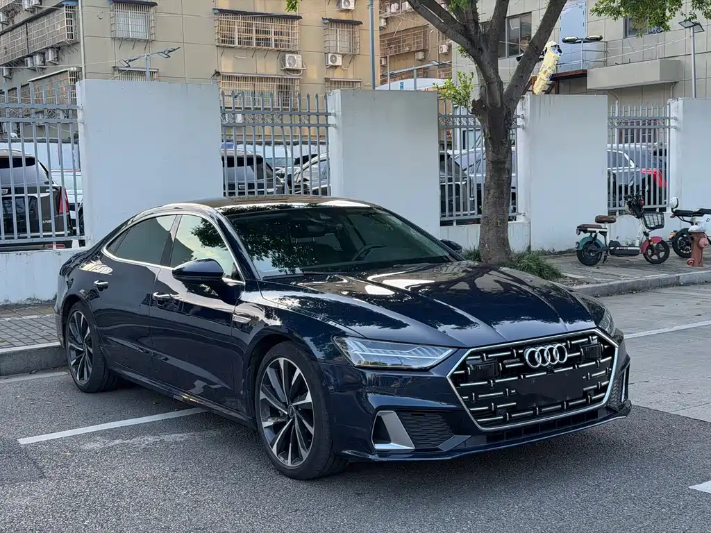 Audi A7L — фото 3