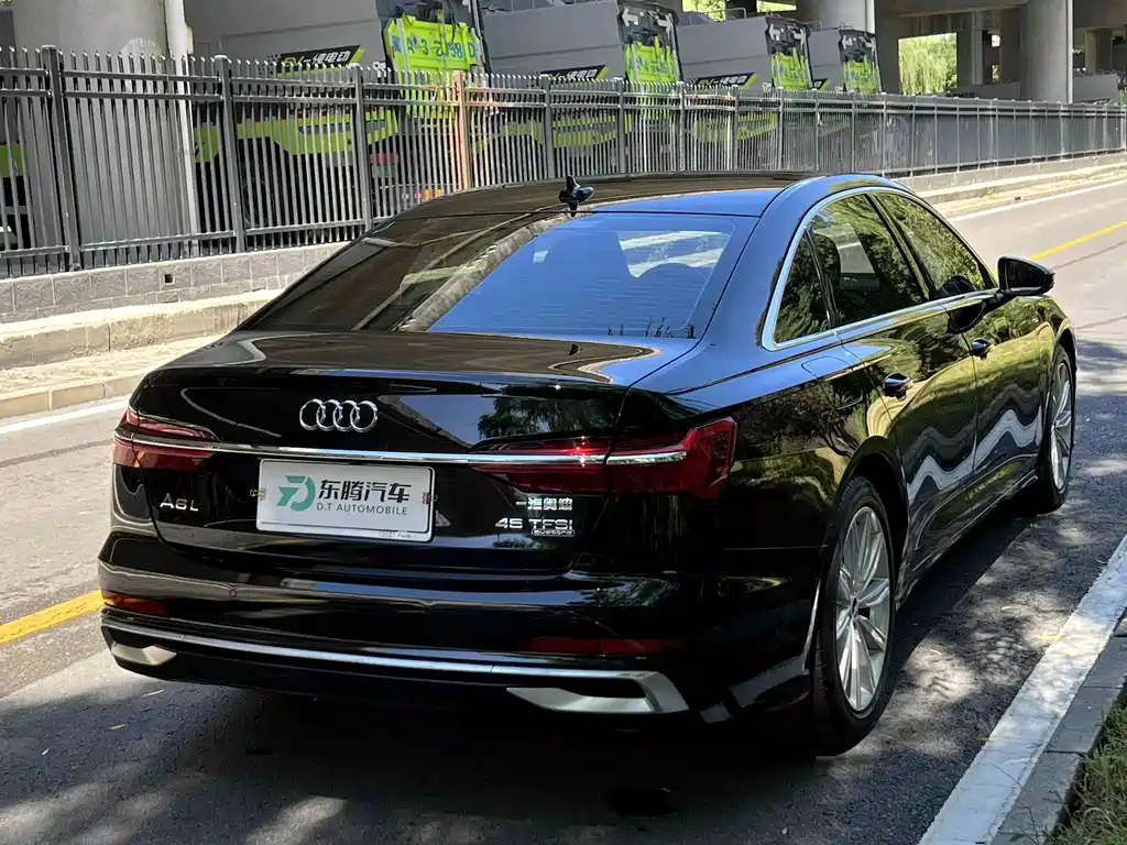 Audi A6L — фото 4