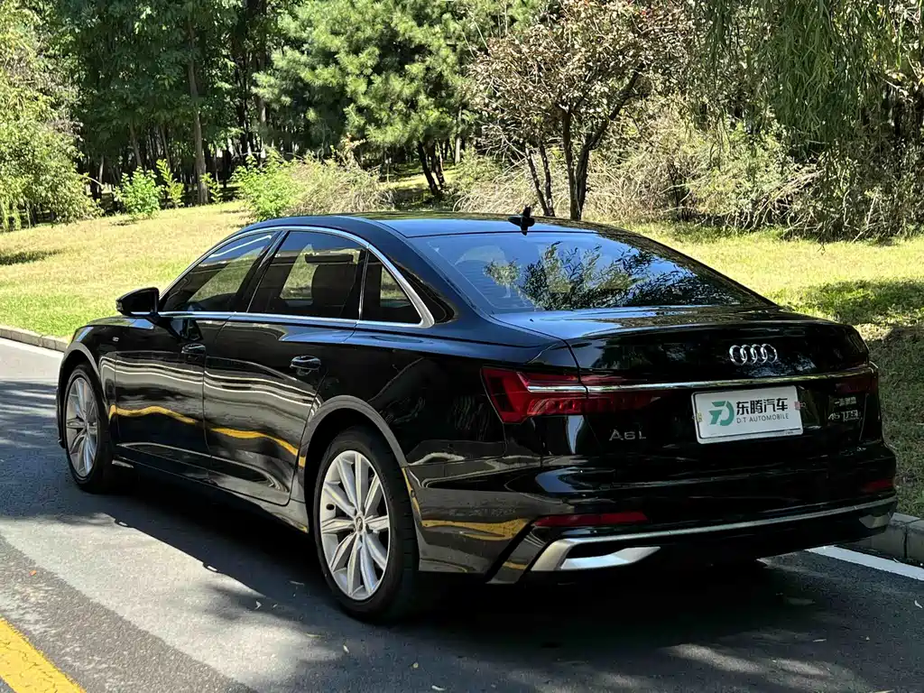 Audi A6L — фото 6