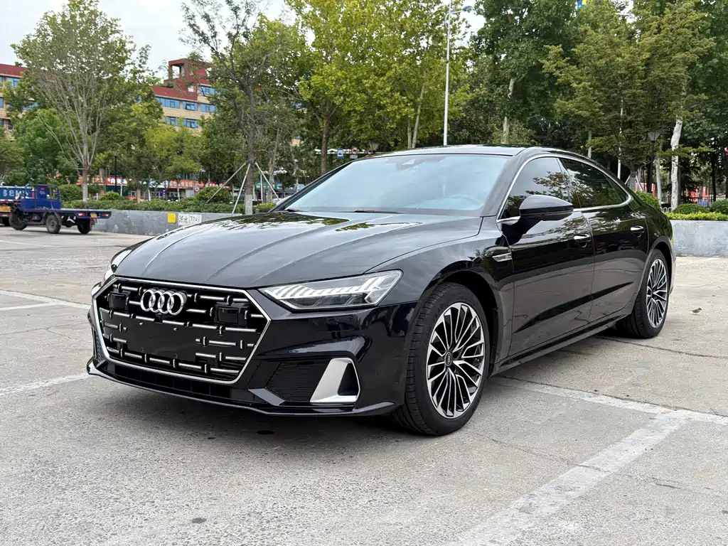 Audi A7L — фото 2