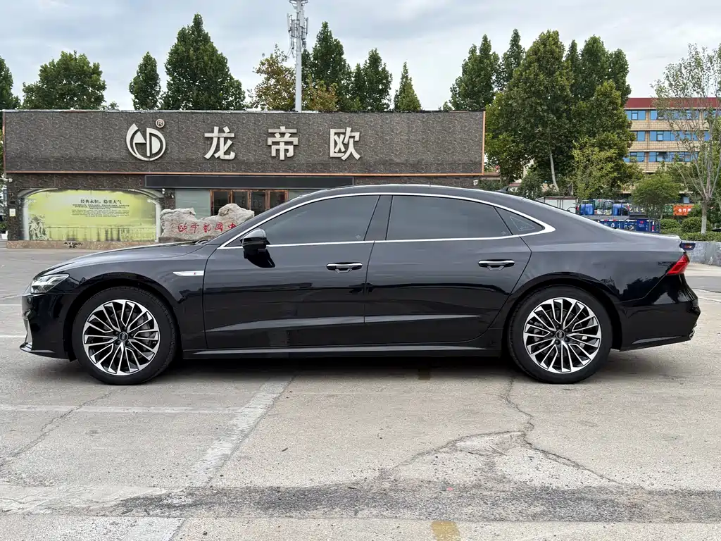 Audi A7L — фото 3