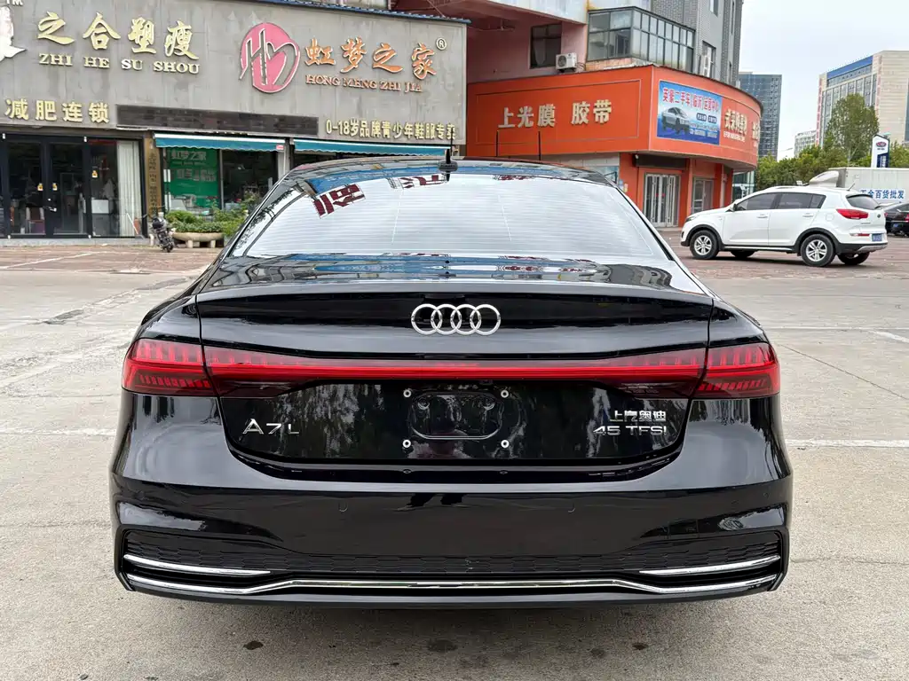 Audi A7L — фото 4