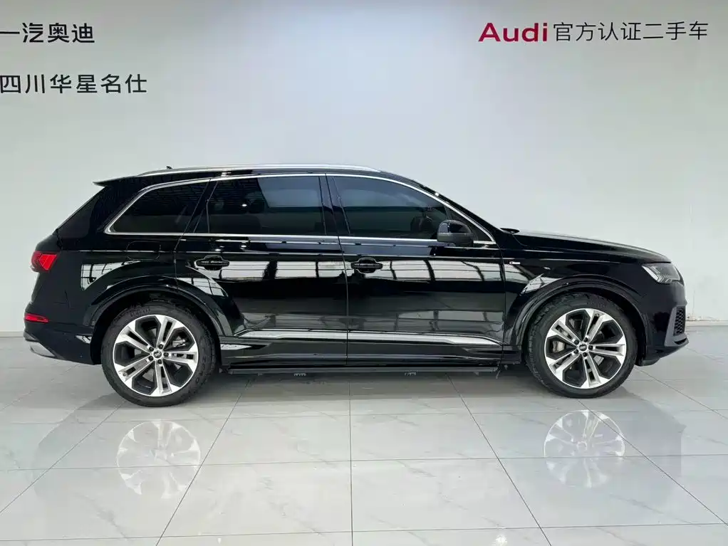 Audi Q7 — фото 3