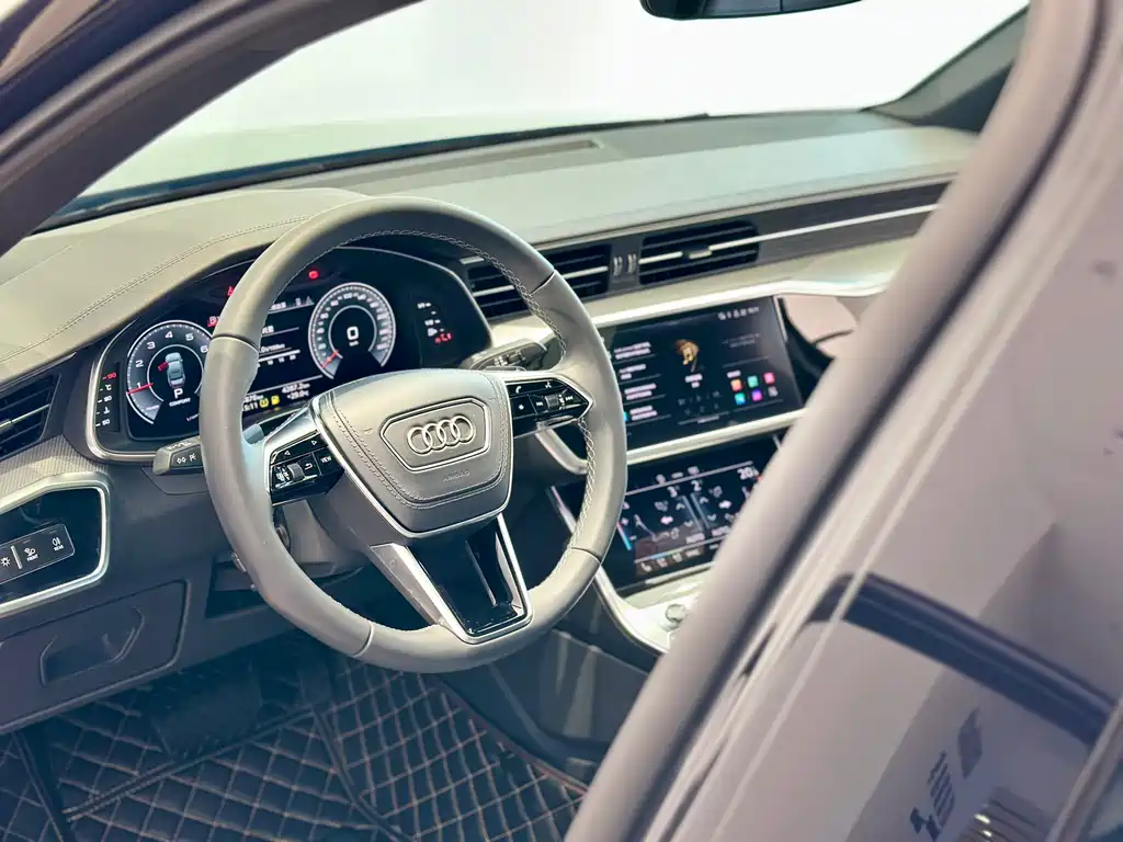 Audi A6L — фото 6