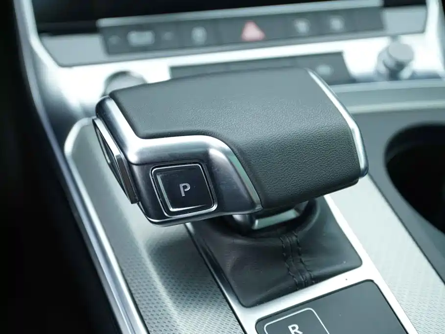 Audi A6 (Import) — фото 8